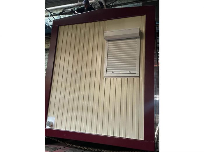 Блок-контейнер "Душевые на санях"