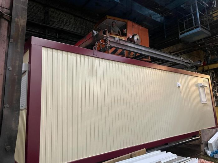 Блок-контейнер "Душевые на санях"